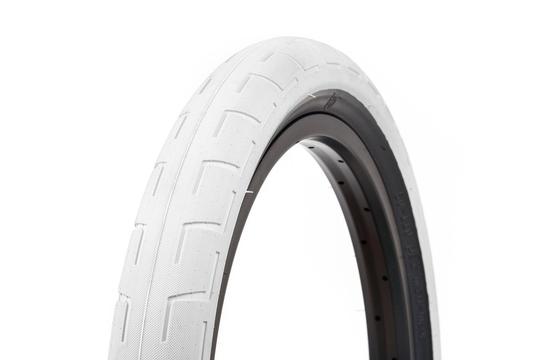 BSD DONNASTREET TIRES PAIRS (INCLUDES 2 FREE TUBES)
